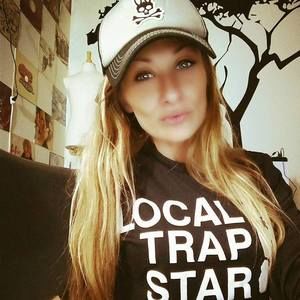 Meet your Posher, Regina